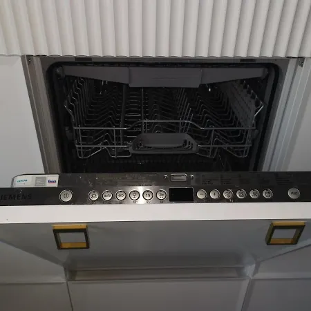 Luxury Penthouse With Large Terrace & Panoramic Old Town View Апартаменты