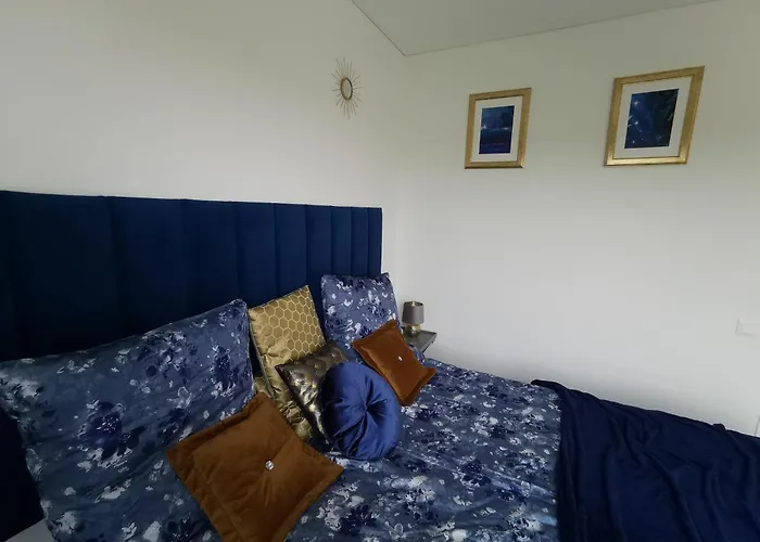 Luxury Penthouse With Large Terrace & Panoramic Old Town View